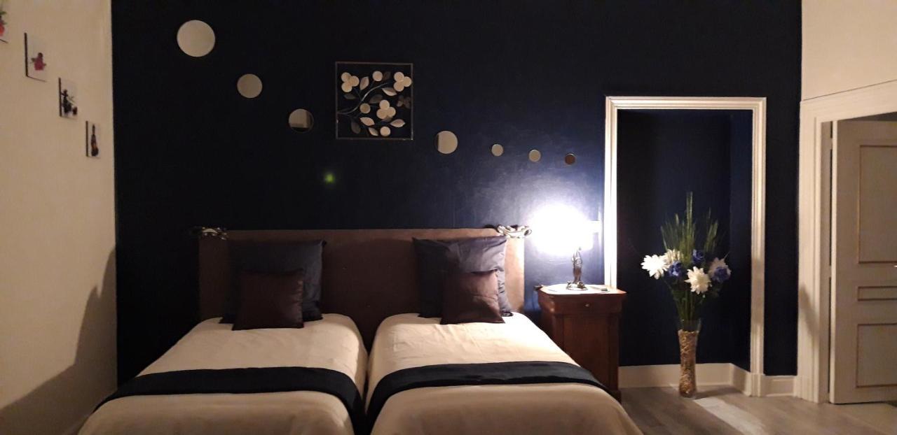 Logis Des Bessons Bed & Breakfast Migron Exterior photo