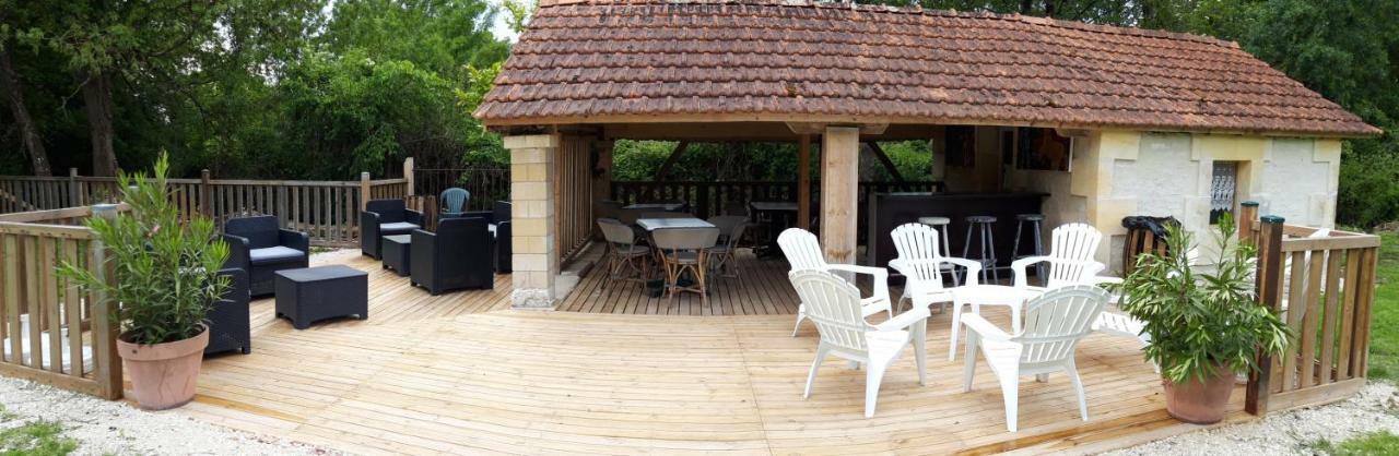 Logis Des Bessons Bed & Breakfast Migron Exterior photo